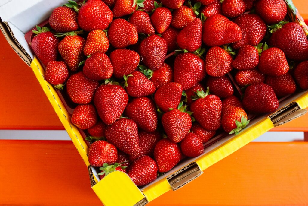 The Best Way to Clean Your Strawberries and Keep Them Fresh